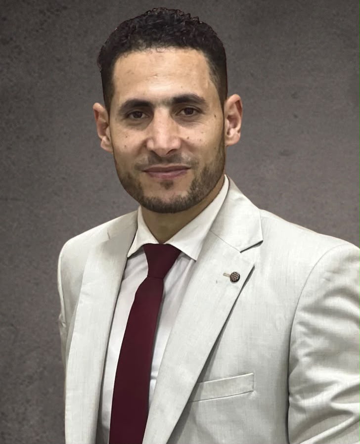 أ. عمر عزت